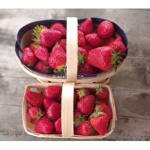 Carpentras strawberries, by...